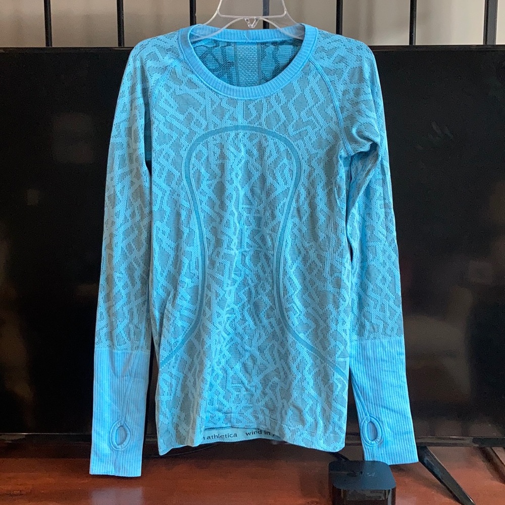 Lululemon long sleeve top